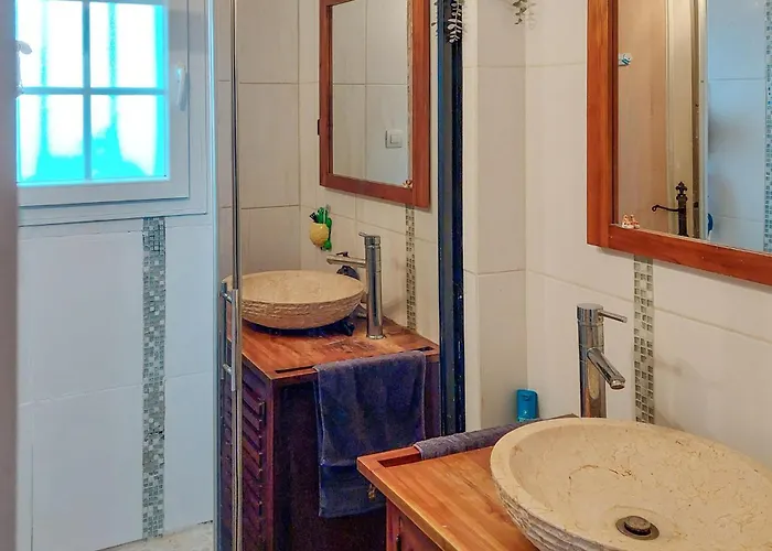 Maison Avec Piscine بيت للعطل *